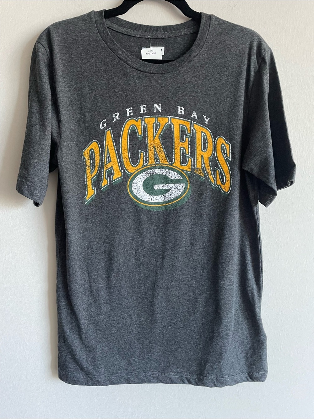 NFL Team Apparel Distressed Green Bay Packers Charcoal Gray Men's T-Shirt S